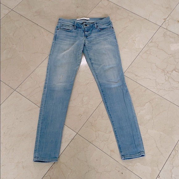 Abercrombie & Fitch Light Wash Skinny Jeans - Picture 2 of 4